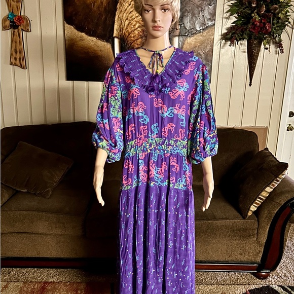 Diane Freis • Vintage • Large • Purple/Pink W/ Ribbon Design~Ruffles/Tie • Dress - Picture 2 of 15